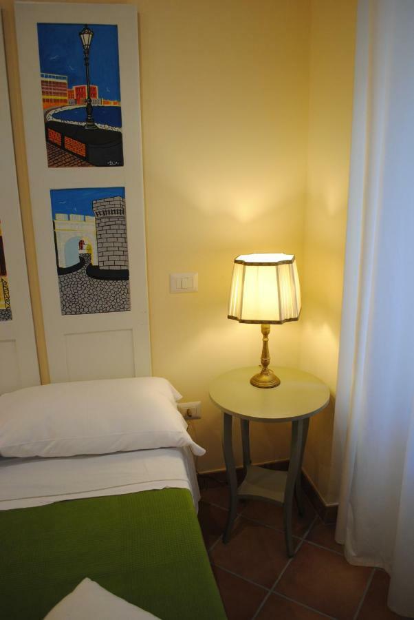 Le Stanze Di Angela Bed & Breakfast Naples Luaran gambar